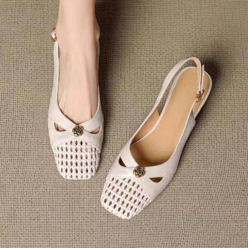 Sandálias femininas de bico fe - Sandals avaliação e preço