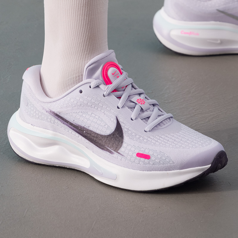 Tênis Feminino Nike Original L - Lightweight Road Running Shoes avaliação e preço