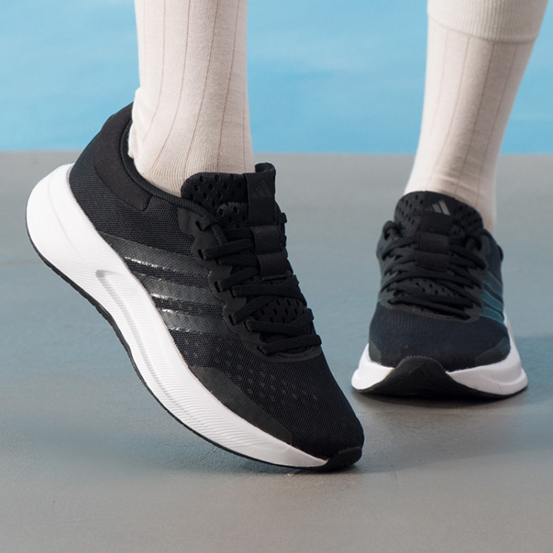 Novos tênis femininos Adidas J - Shock Absorbing Gym Trainers avaliação e preço
