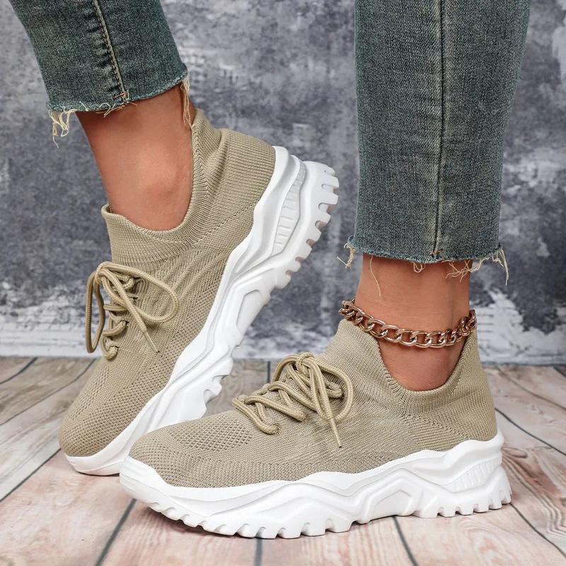 Tênis Plataforma Chunky da Mod - Knit Fabric Lace Up Sneakers avaliação e preço