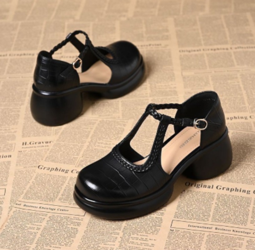 Sandálias femininas pretas com - Sandals avaliação e preço